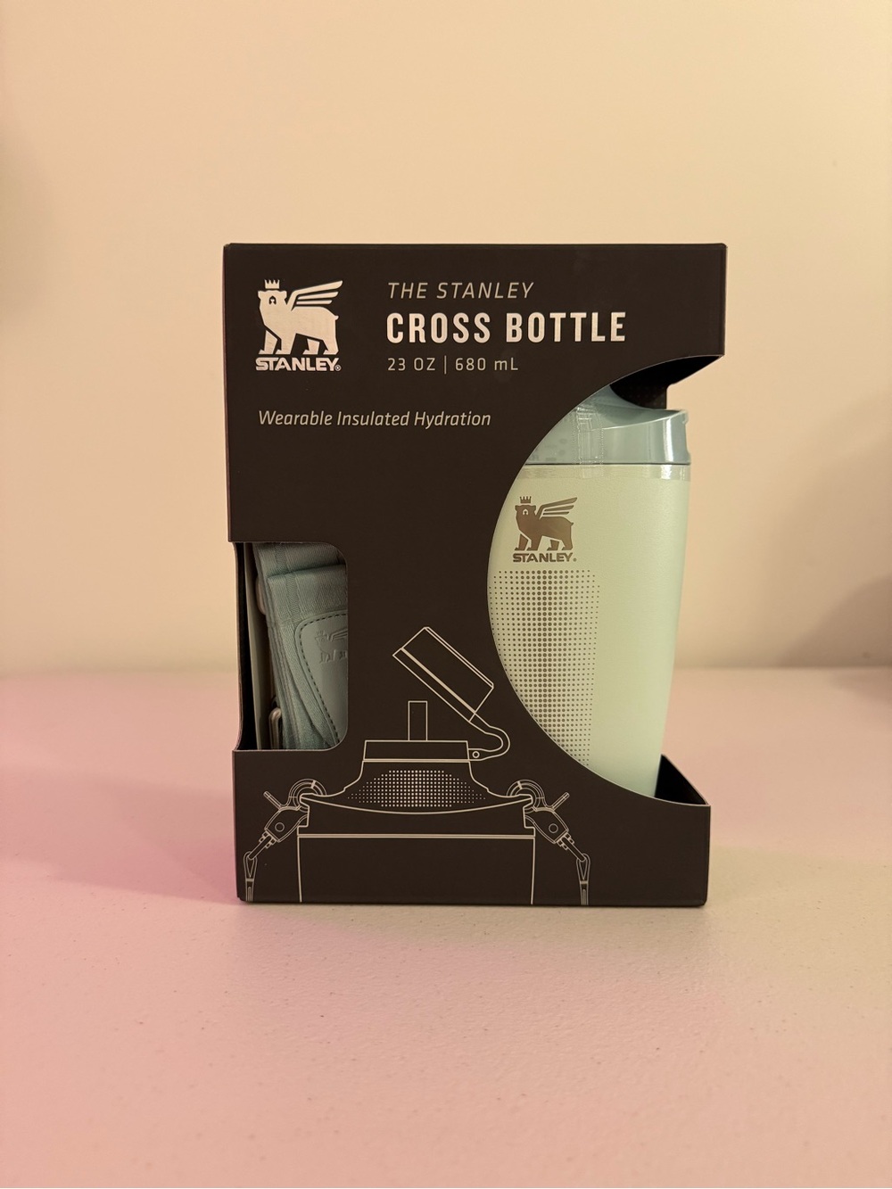 *NIB* Stanley Cross Bottle 23 oz Insulated Bottle with Strap in “Mist”